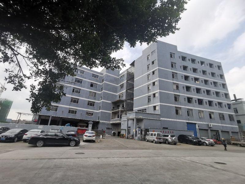 Bộ bàn ăn 6 ghế hiện đại bằng gỗ chân kim loại và mặt đá sang trọng cho phòng ăn gia đình